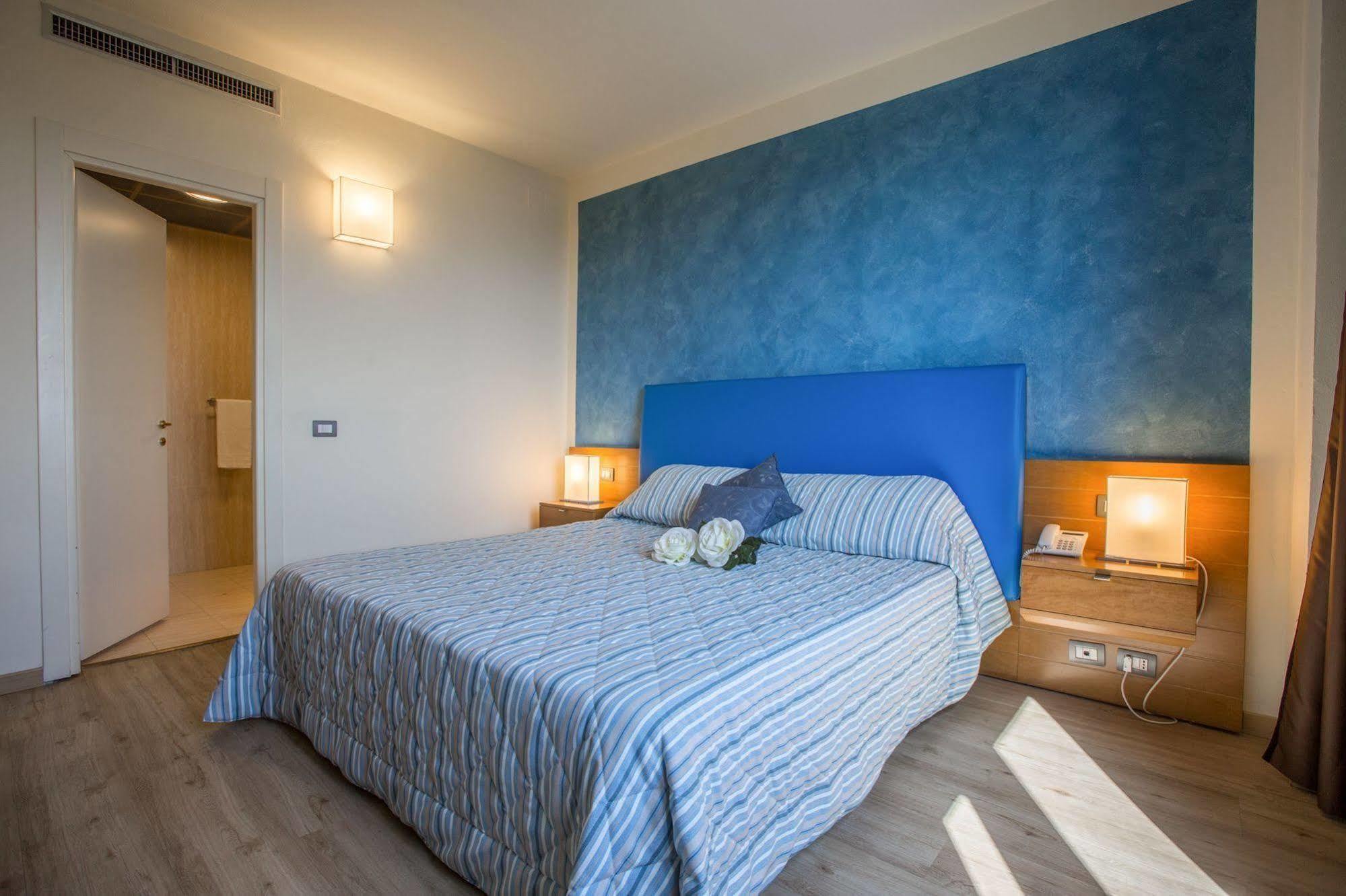 Hotel Galilei Pisa Esterno foto